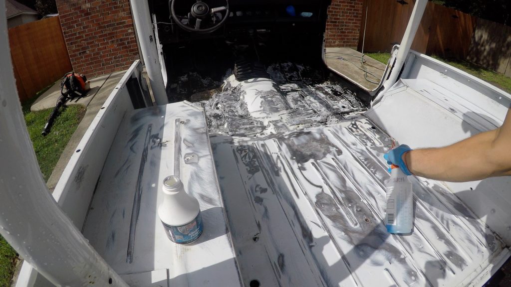 how to spray bed liner in a jeep wrangler interior metal etching
