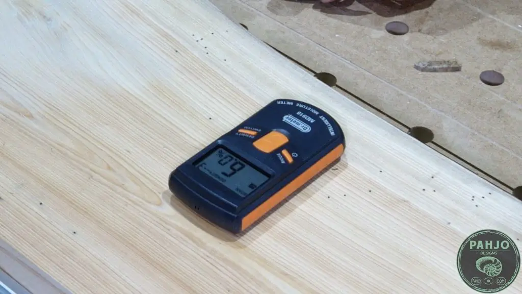 wood moisture meter for river table